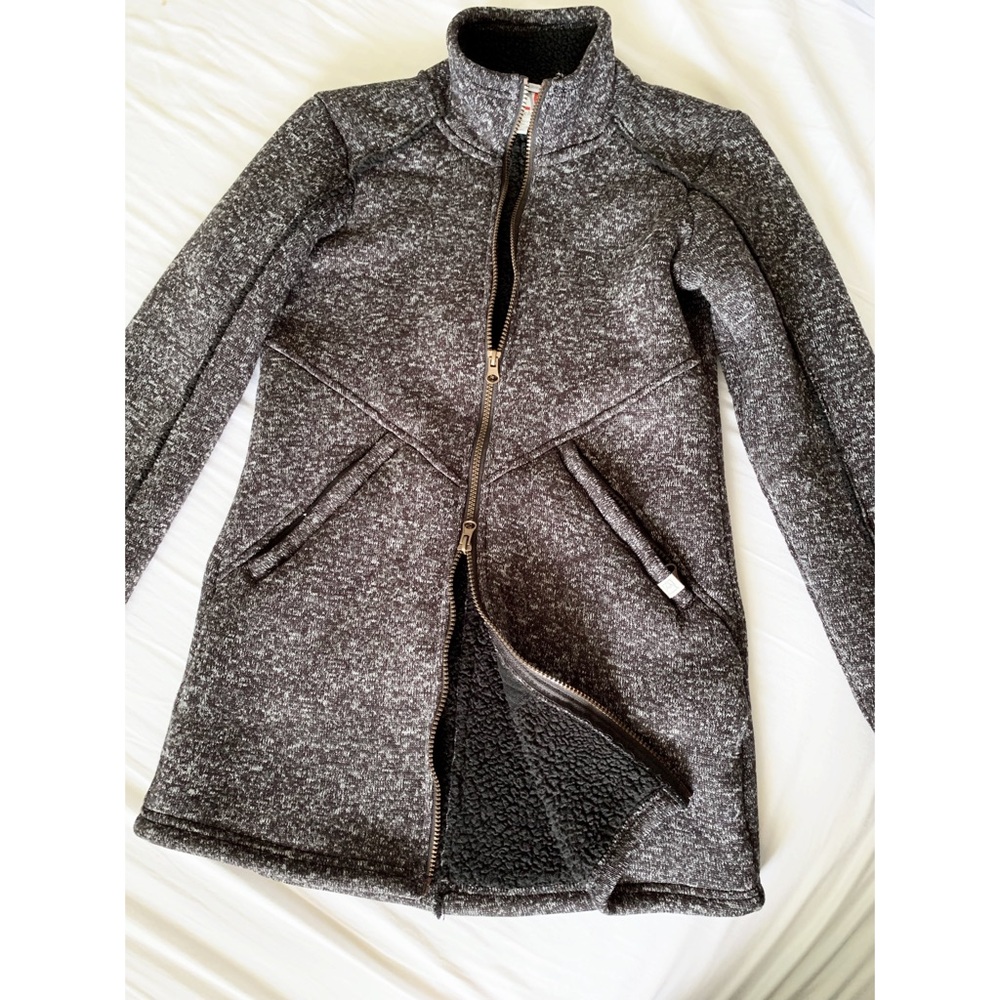 Avalanche kaweah sweater knit jacket